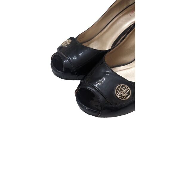 Lilly Pulitzer Platform Wedge Black Patent Leather Peep Toe Shoe Size 9 - Picture 2 of 8